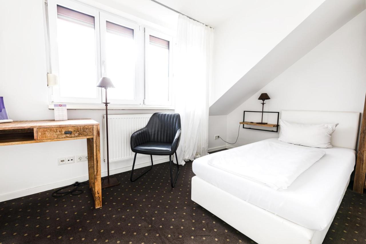 Arthotel Restaurant Pfeffermuehle Ingolstadt Eksteriør billede