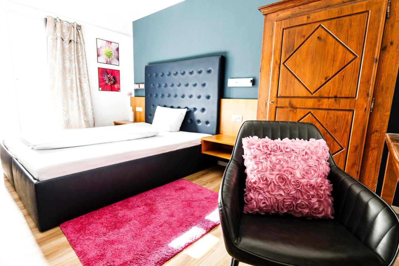 Arthotel Restaurant Pfeffermuehle Ingolstadt Eksteriør billede