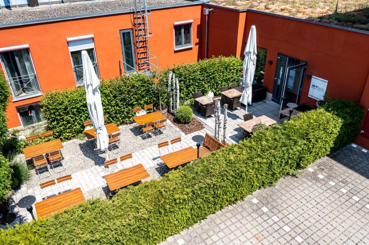 Arthotel Restaurant Pfeffermuehle Ingolstadt Eksteriør billede