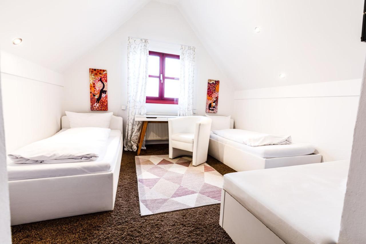 Arthotel Restaurant Pfeffermuehle Ingolstadt Eksteriør billede