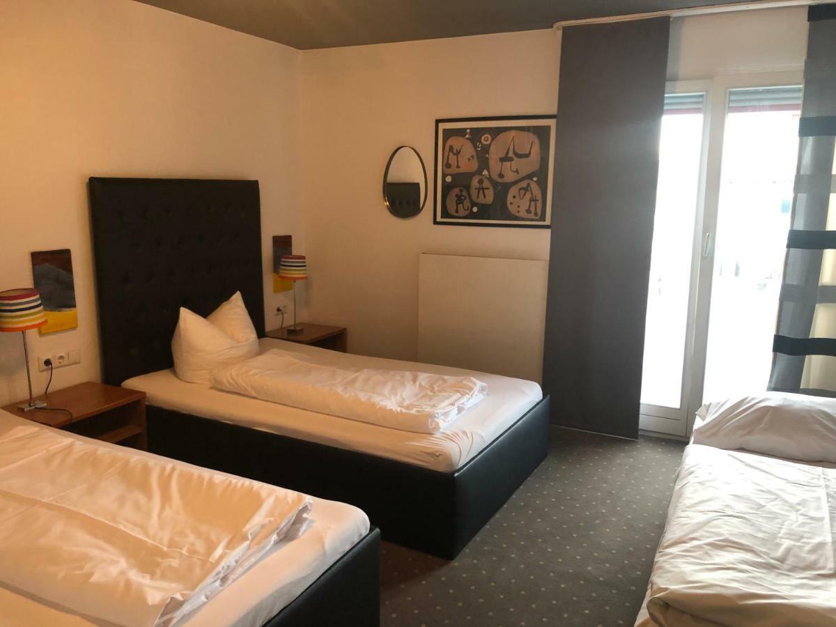Arthotel Restaurant Pfeffermuehle Ingolstadt Eksteriør billede